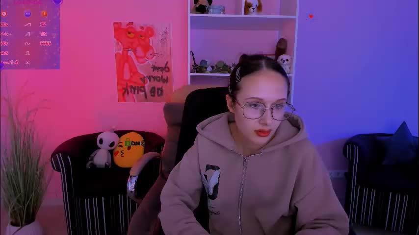 ellie_fire Adult Chat September 3, 2025