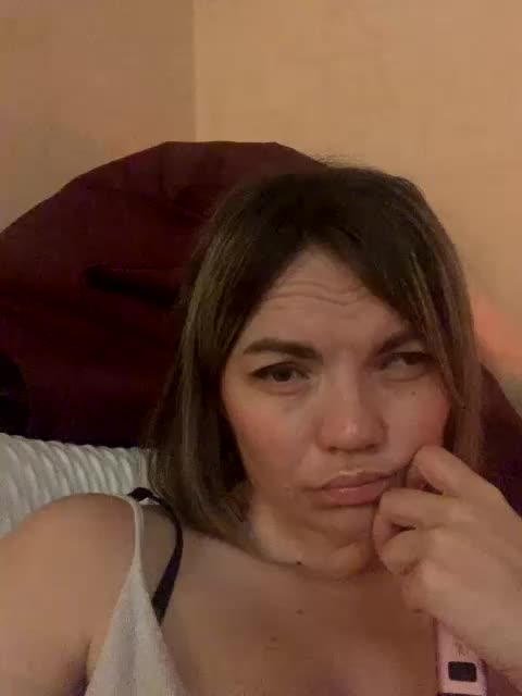 Ella-Pearlie Adult Chat September 2, 2025