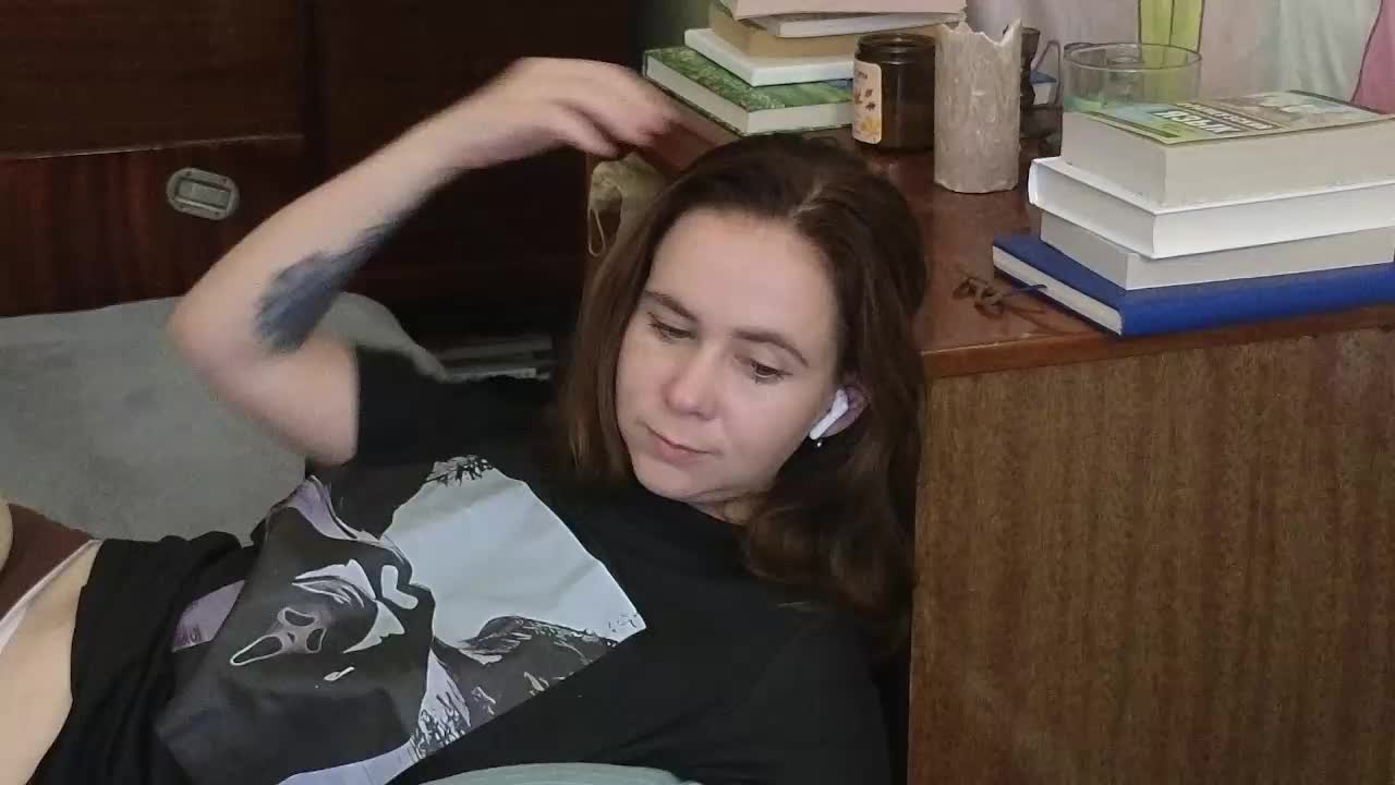 Riley_Roo Adult Chat September 2, 2025