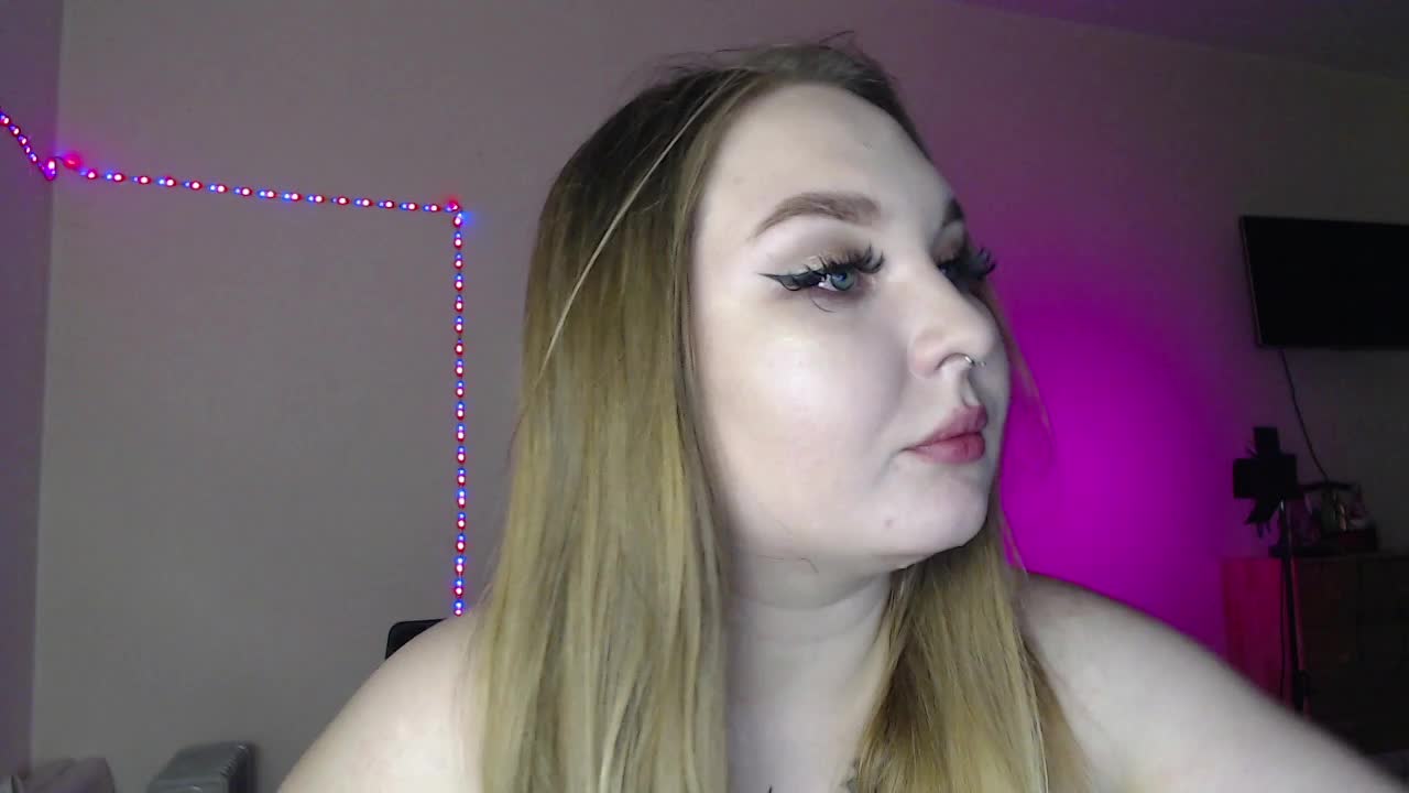 Greeenfriends6969 Adult Chat September 3, 2025