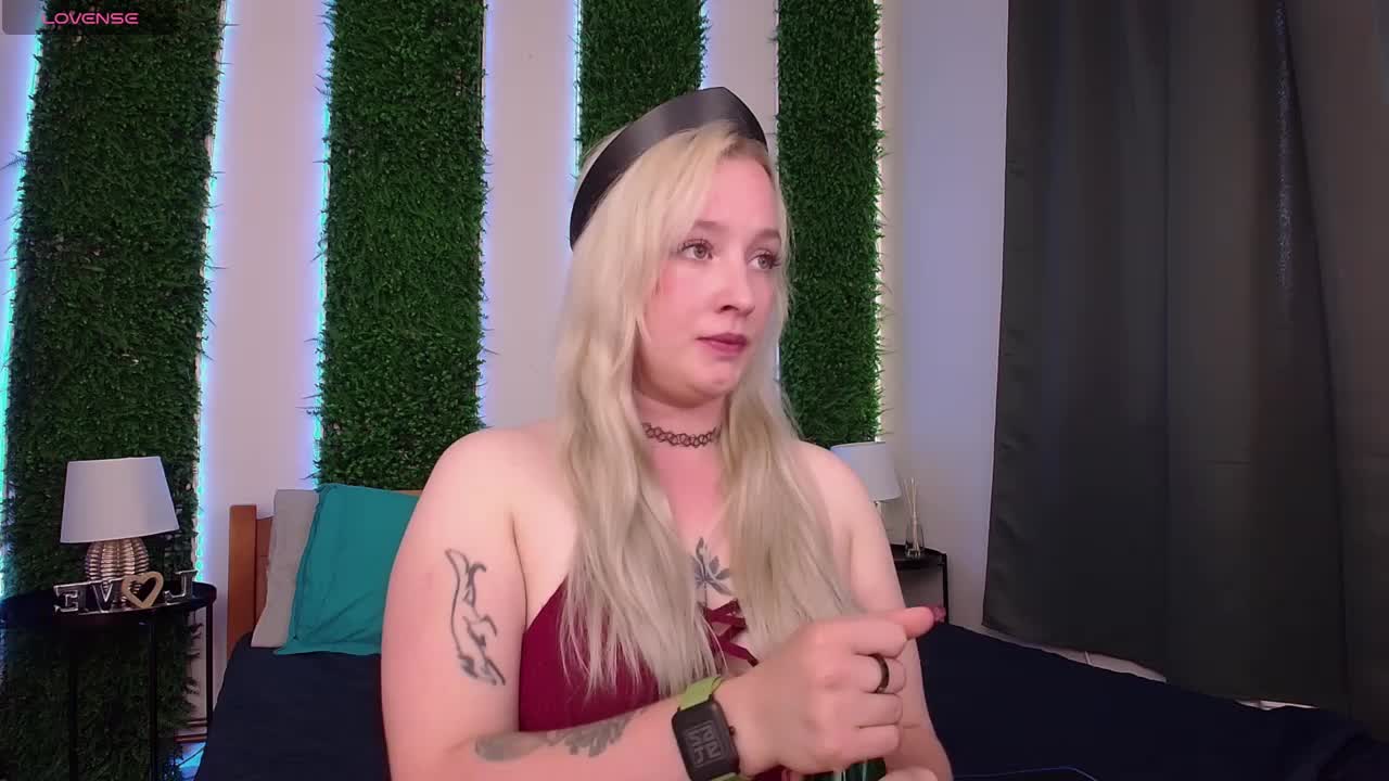 Nicole__Aniston_ Adult Chat September 2, 2025