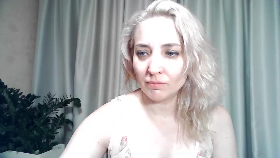 mariska-kiska Adult Chat September 3, 2025