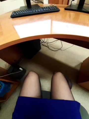 JuliaKiss-11 Adult Chat September 4, 2025