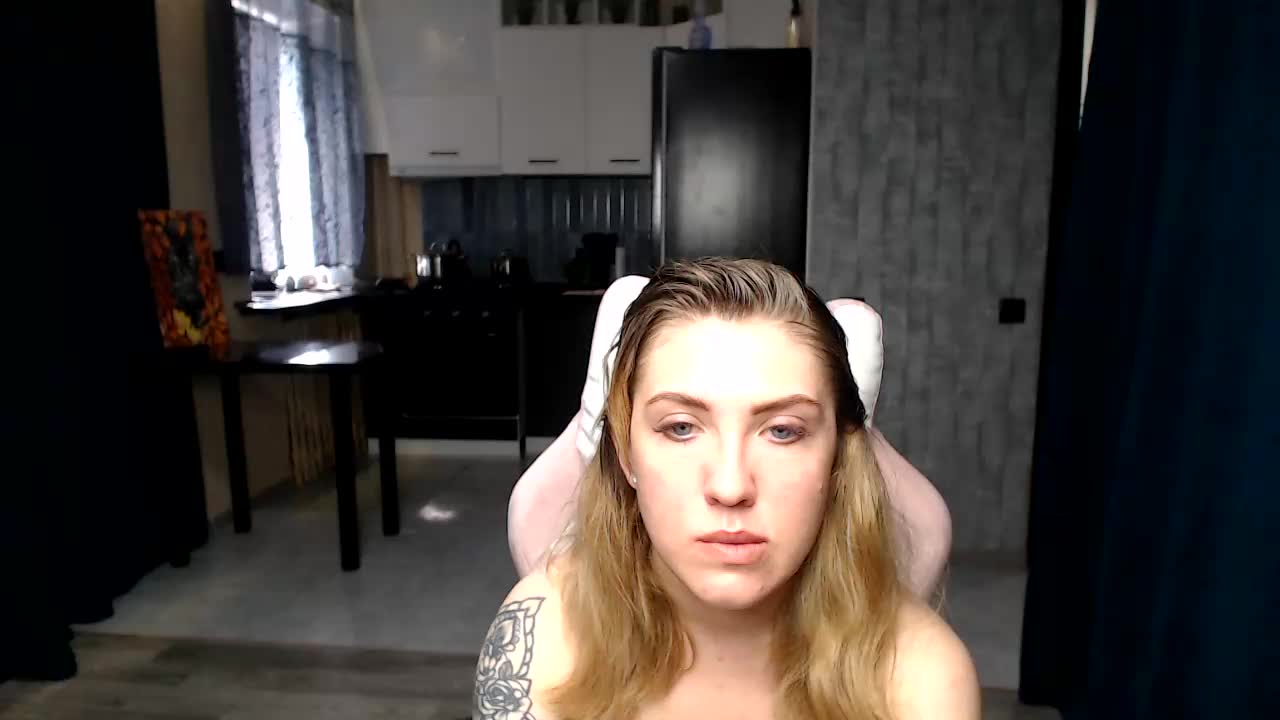 Regimasmile Adult Chat September 3, 2025