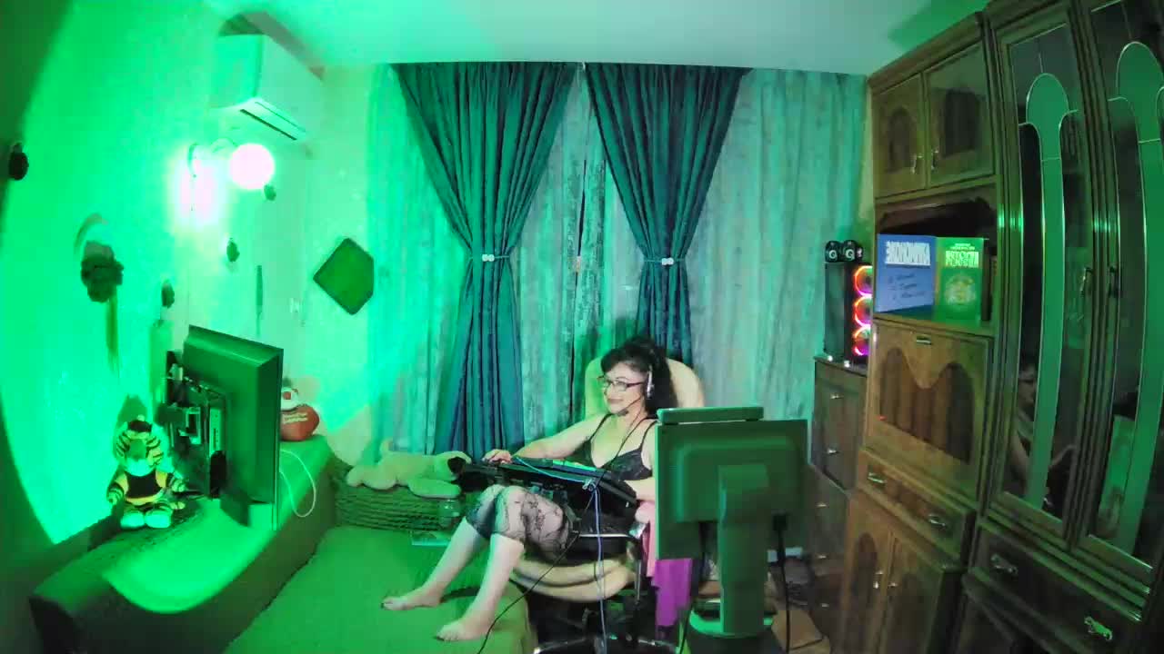 Infodar Adult Chat September 3, 2025