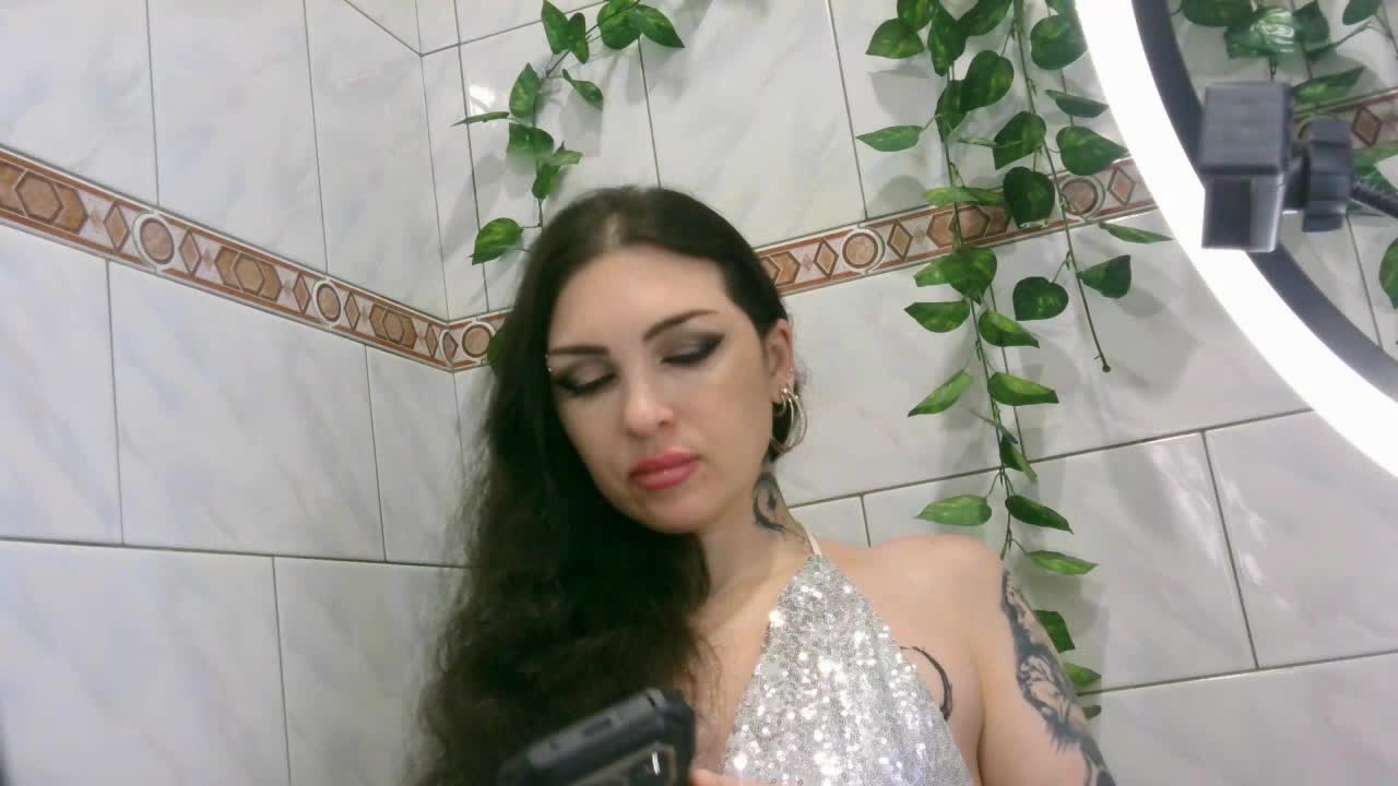 TvarRoxy Adult Chat September 3, 2025