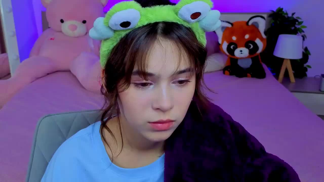 CoralineJones Adult Chat September 1, 2025