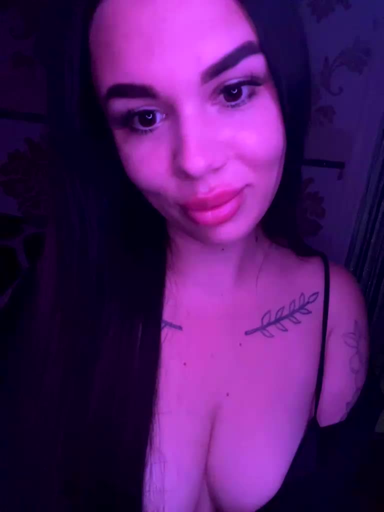 LEYLA_FOXY Adult Chat September 3, 2025