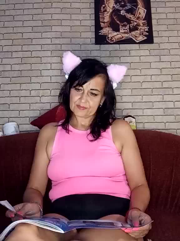 Lina-a-13 Adult Chat September 4, 2025