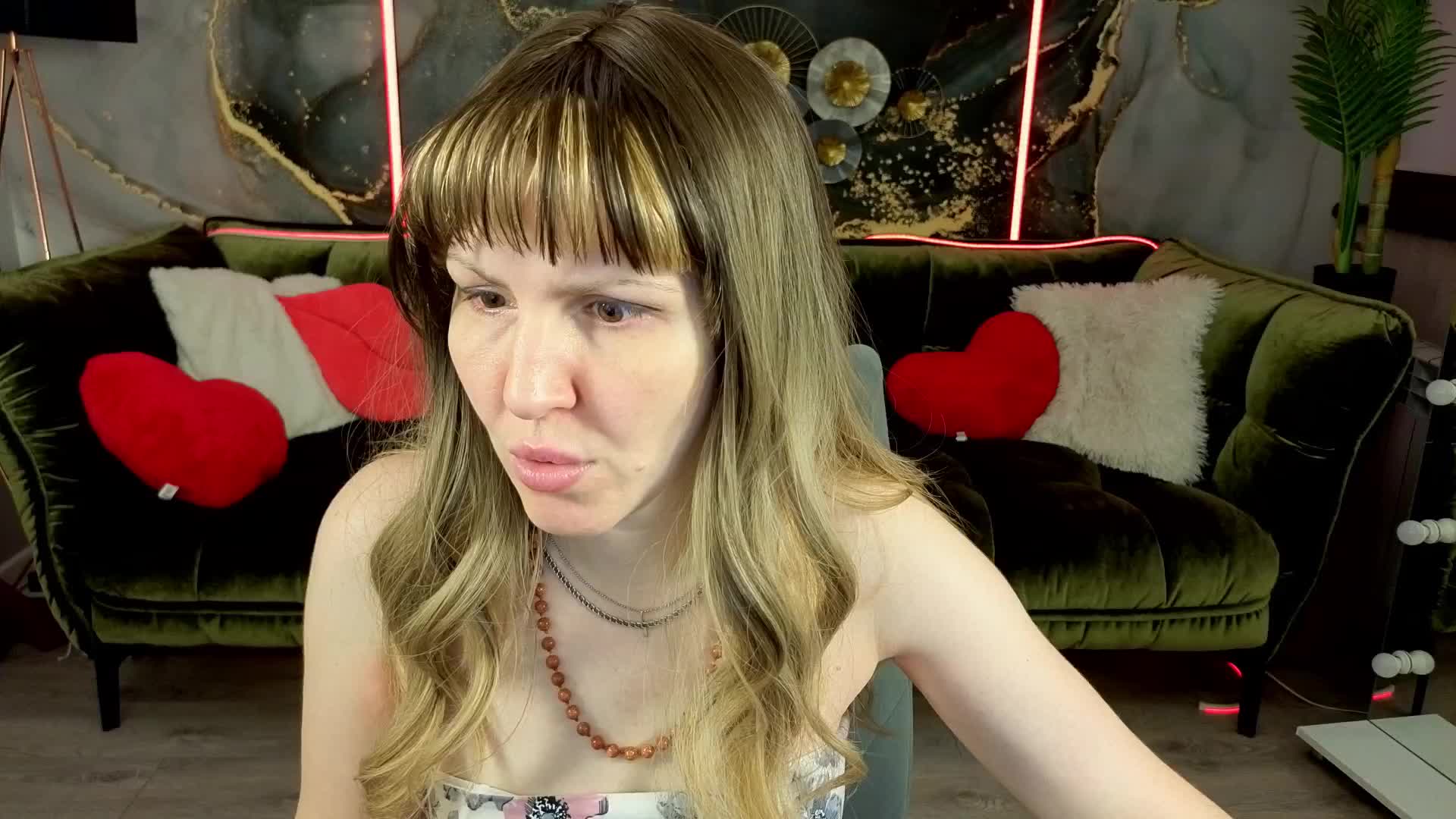 NatalyChanel Adult Chat September 3, 2025