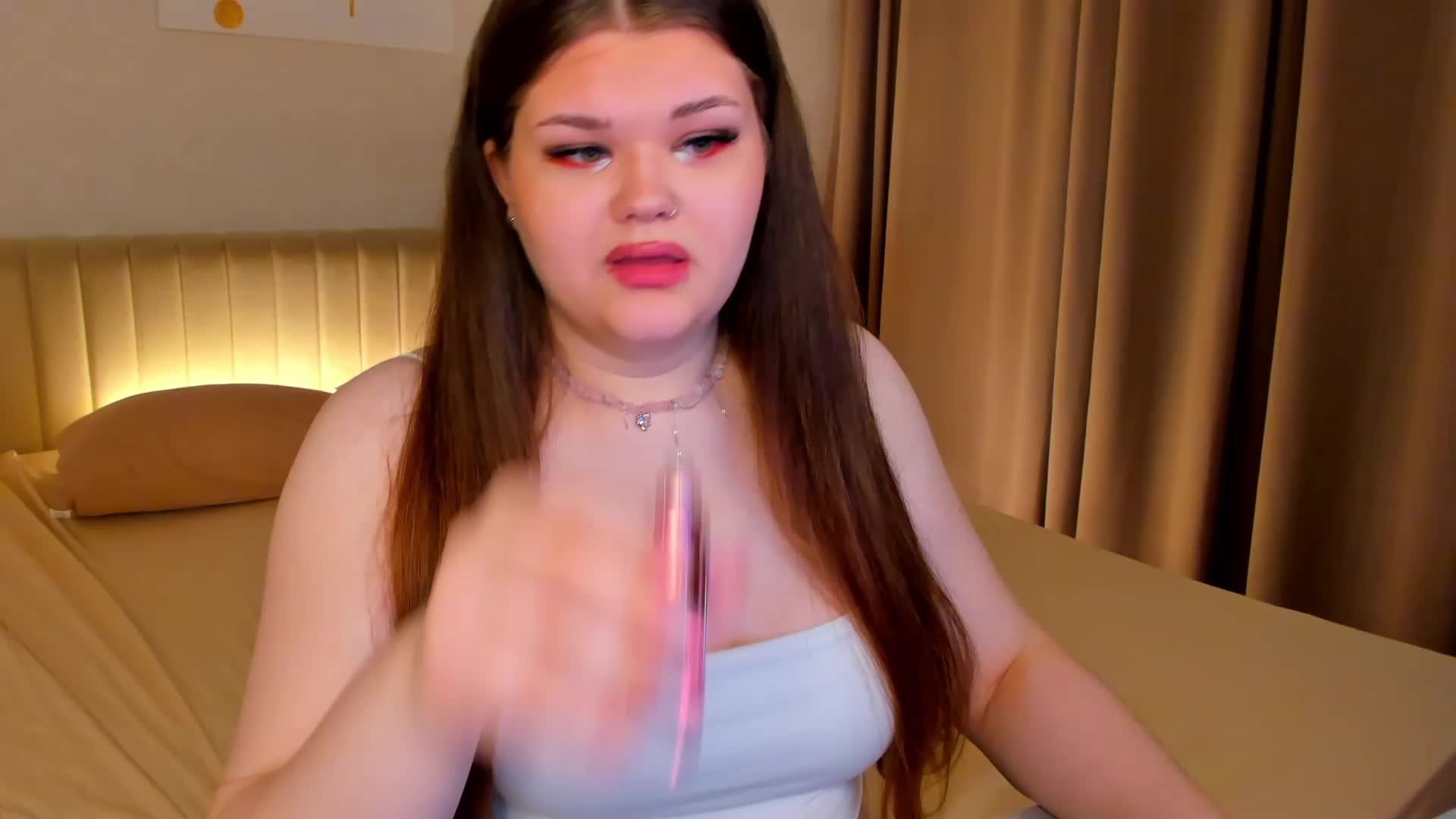 elle-one Adult Chat September 4, 2025