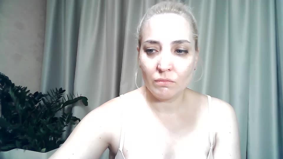 mariska-kiska Adult Chat September 4, 2025