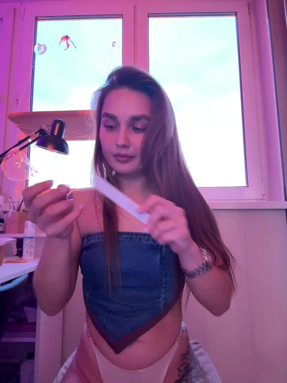 -INDICA- Adult Chat September 4, 2025