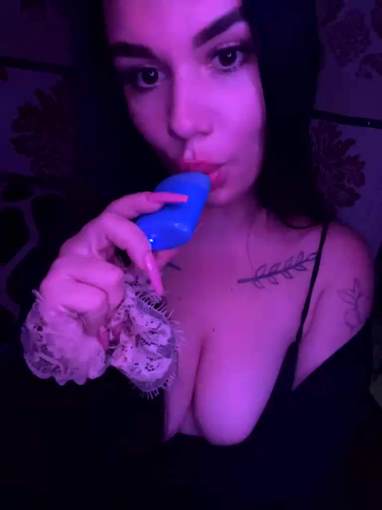 LEYLA_FOXY Adult Chat September 3, 2025