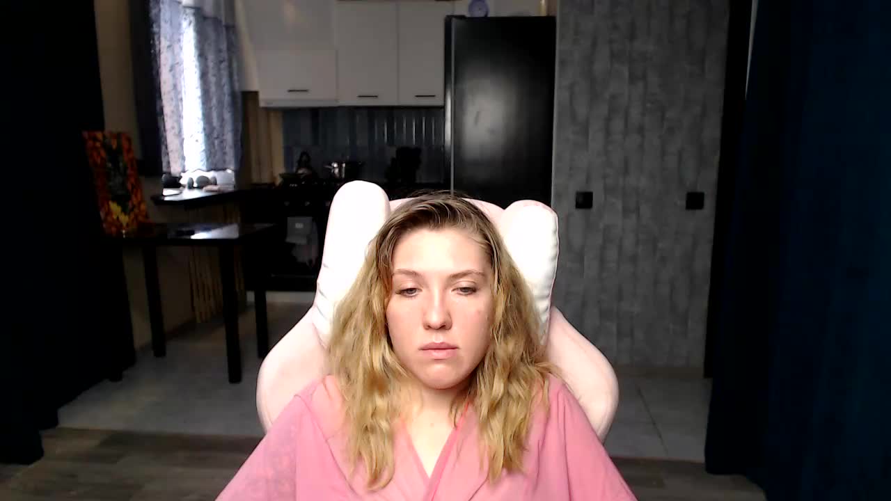 Regimasmile Adult Chat September 4, 2025