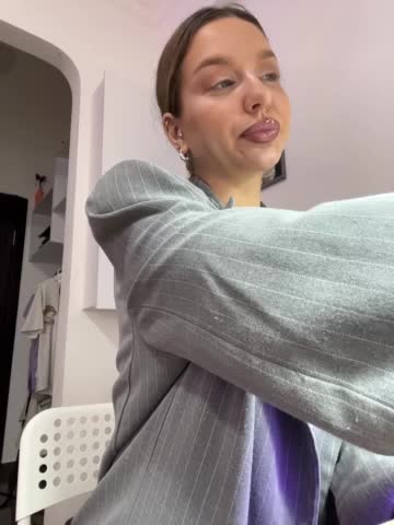 MistressX555 Adult Chat September 4, 2025