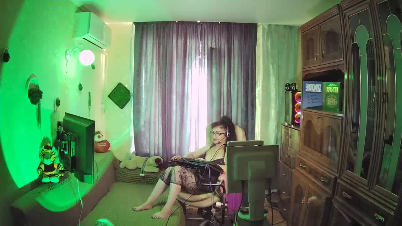 Infodar Adult Chat September 3, 2025