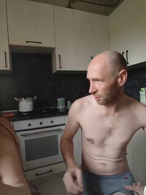 Innokentiy449 Adult Chat September 4, 2025