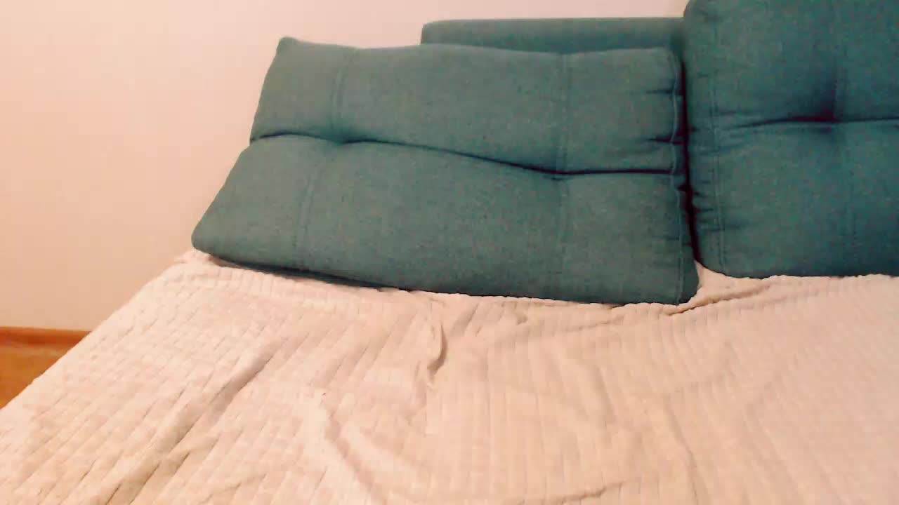 hotmiamix Adult Chat September 4, 2025