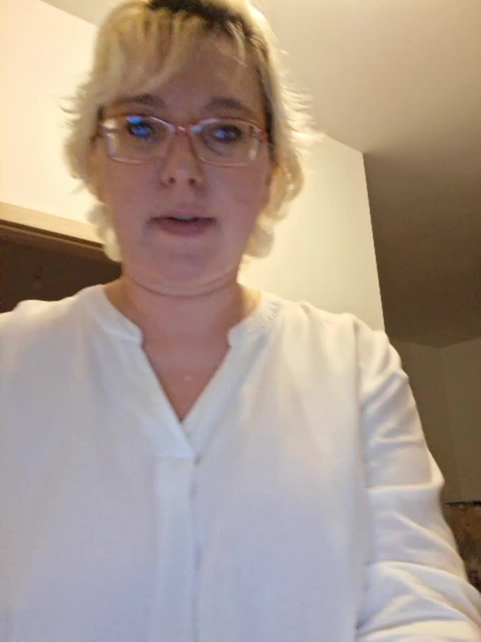 Vika211 Adult Chat September 4, 2025