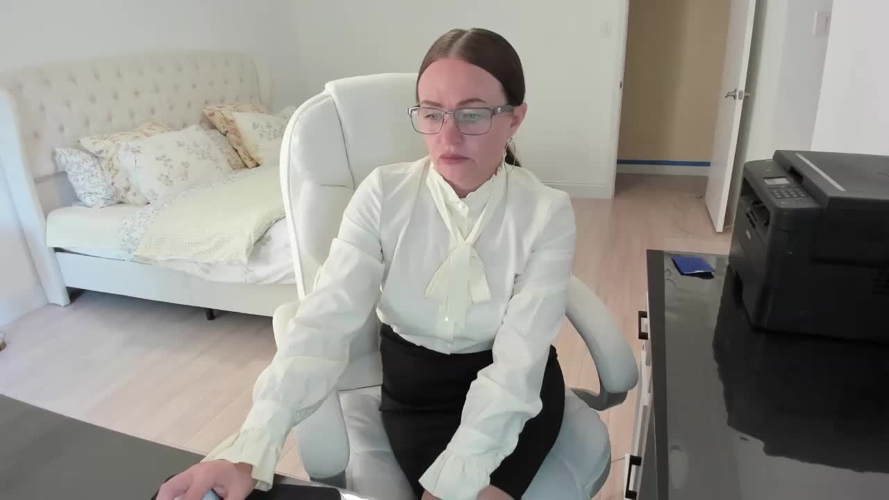 -Michelle- Adult Chat September 4, 2025