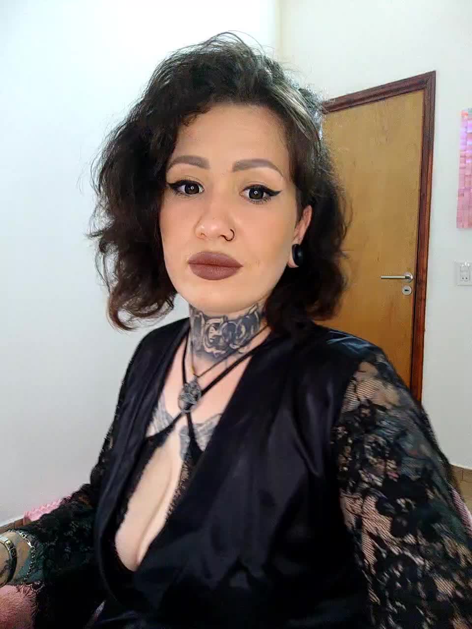 SenoritaDakota Adult Chat September 4, 2025