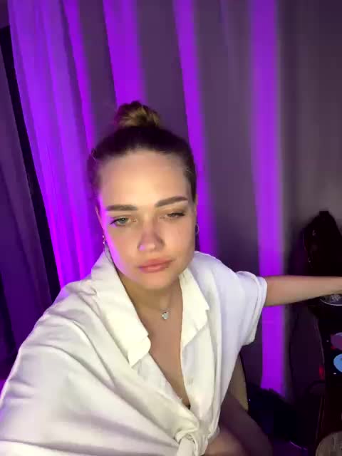 HollyGolightly Adult Chat September 4, 2025