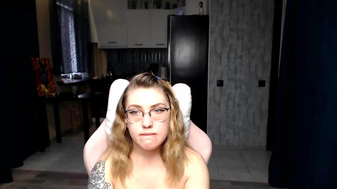 Regimasmile Adult Chat September 4, 2025