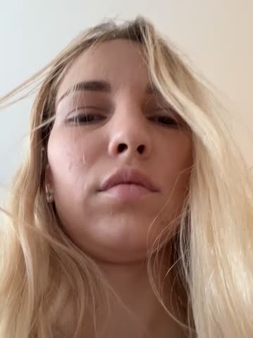 Adelina0001 Adult Chat September 4, 2025