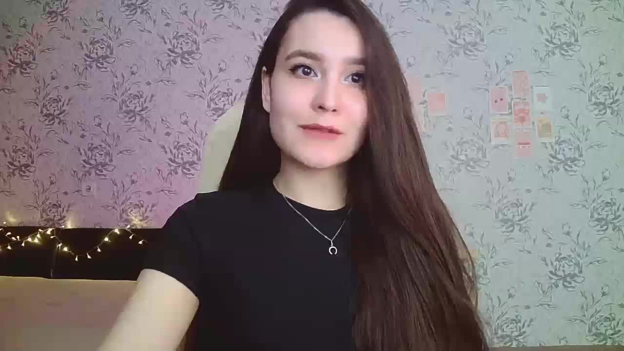 annie-fleur Adult Chat September 4, 2025