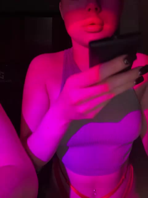 WhiteFox777 Adult Chat September 4, 2025