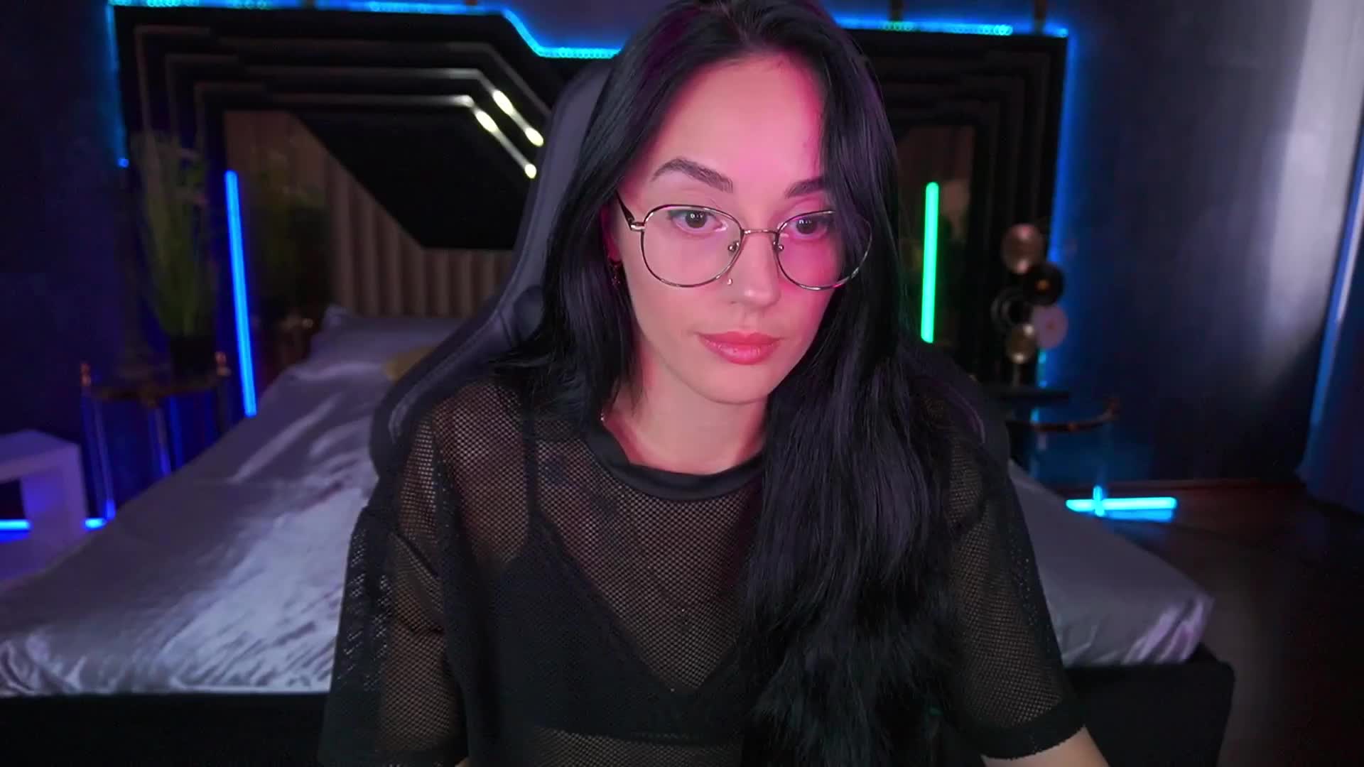 EviLune Adult Chat September 4, 2025