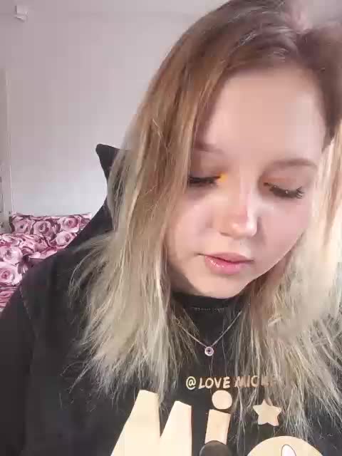 Vaverina Adult Chat September 4, 2025