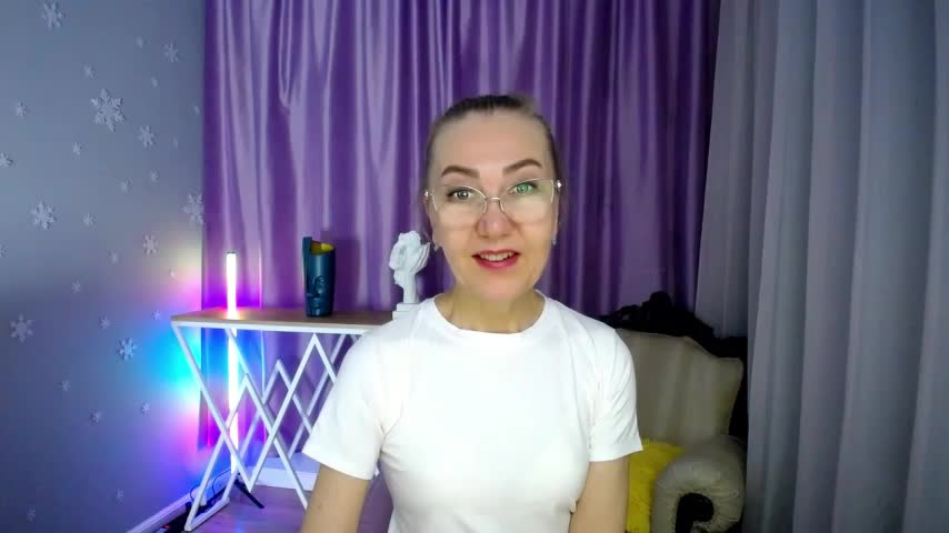 queen_a_n_i Adult Chat September 4, 2025