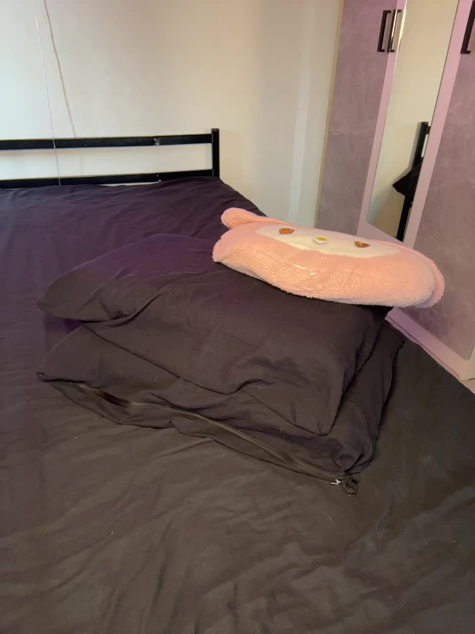 LuxBby Adult Chat September 4, 2025