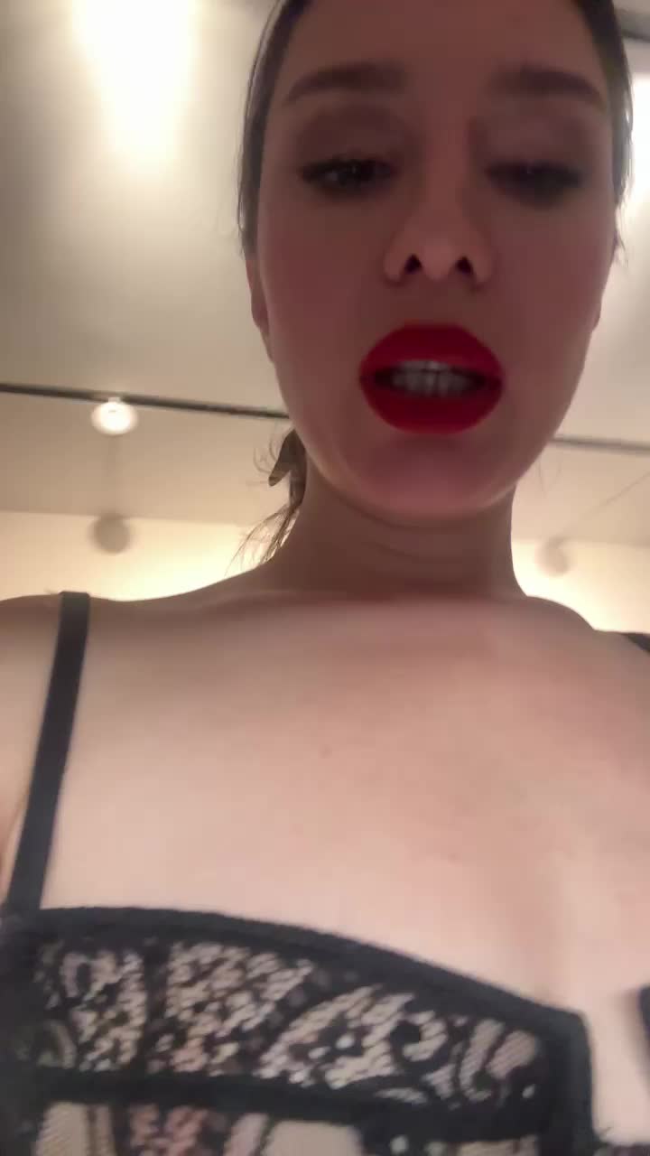 Melissa222Femdom Adult Chat September 4, 2025