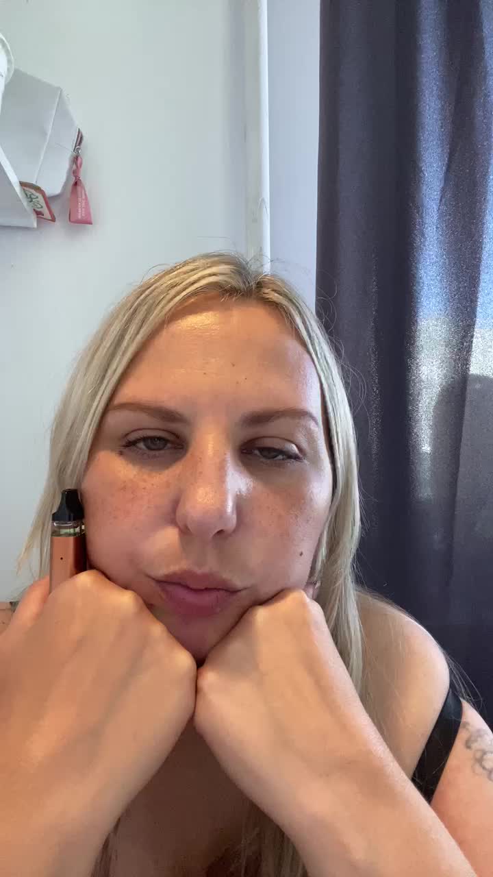 Roksi-8 Adult Chat September 4, 2025