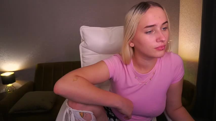 LilElfie Adult Chat September 5, 2025