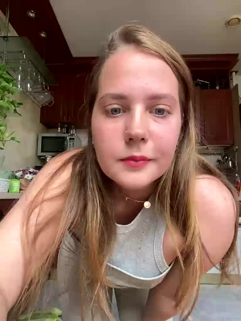 Anastasia99-1 Adult Chat September 5, 2025