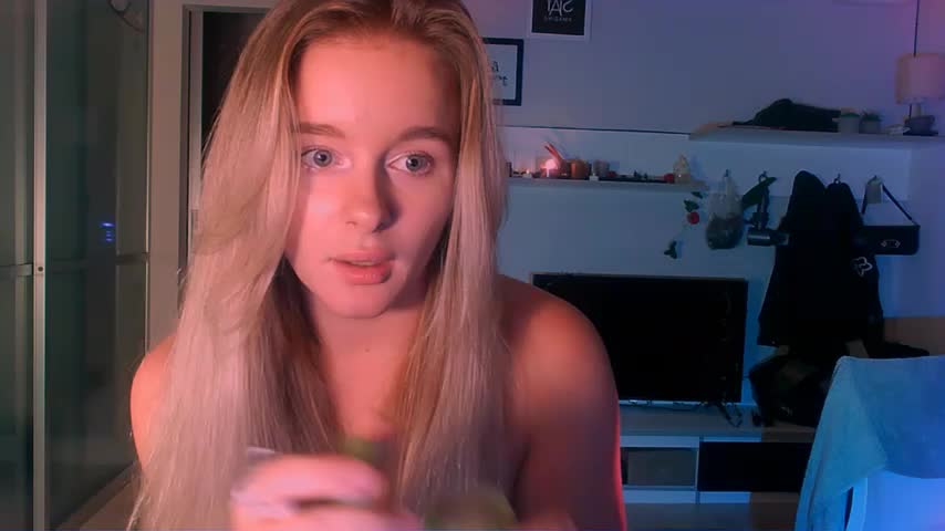 Eva_Jaya Adult Chat September 5, 2025