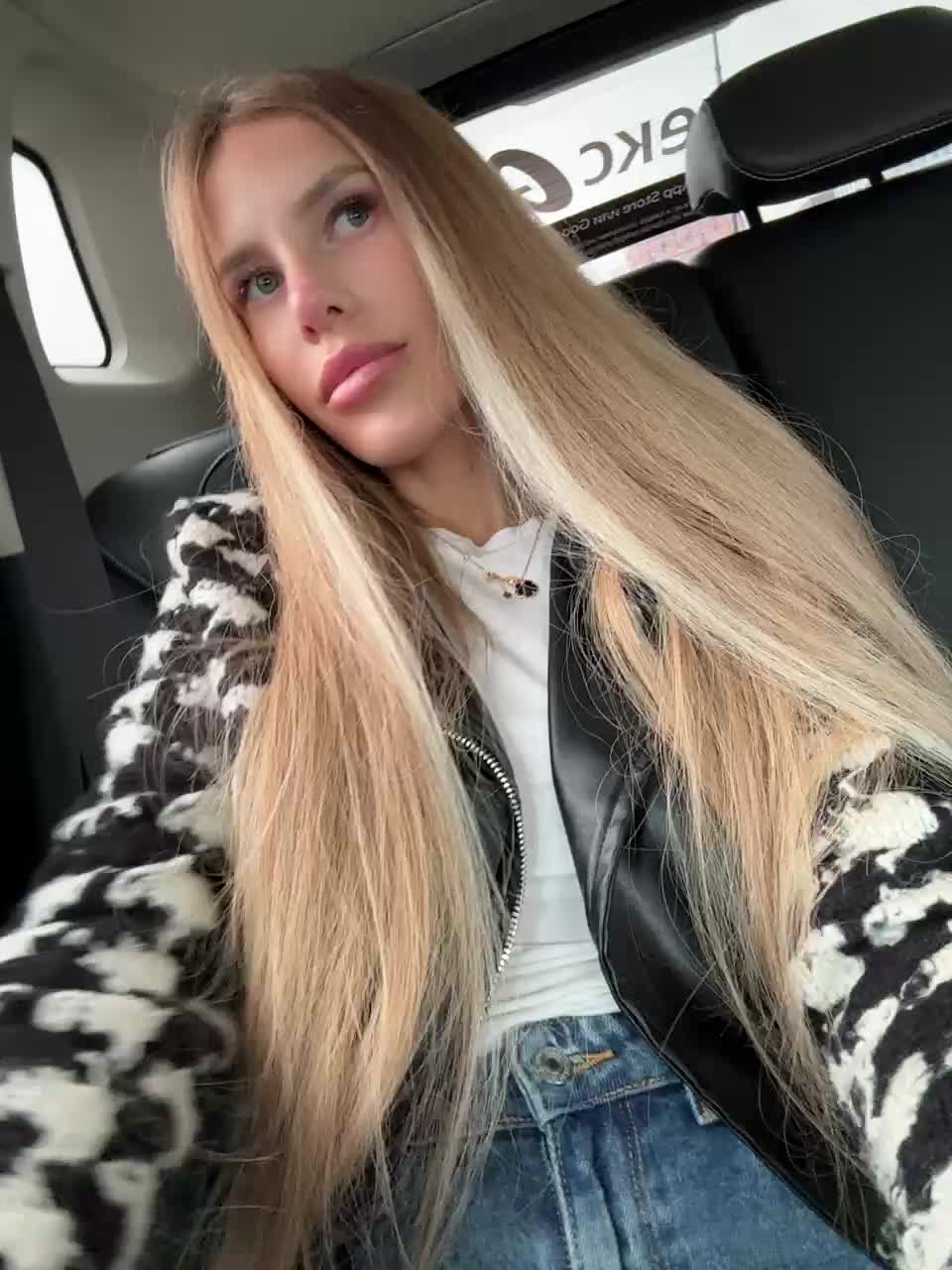 ALVUWKA Adult Chat September 5, 2025