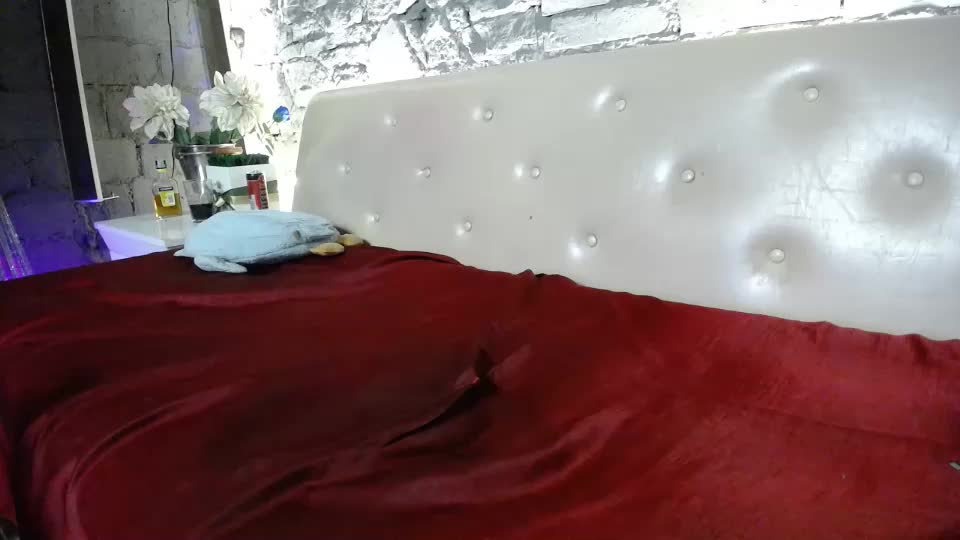 shygurl18hot Adult Chat September 4, 2025