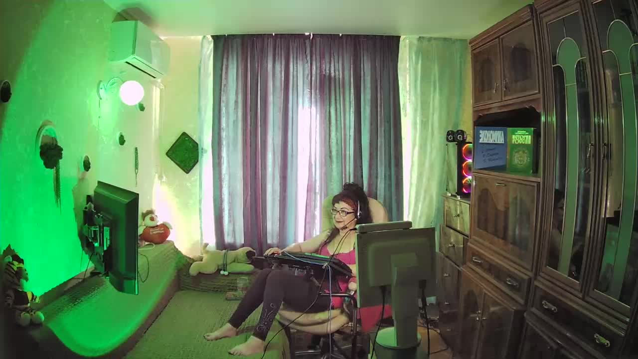 Infodar Adult Chat September 5, 2025