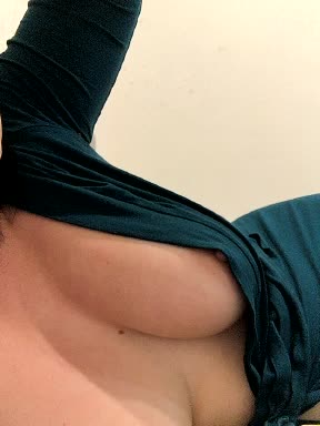 Katniss_K Adult Chat September 5, 2025