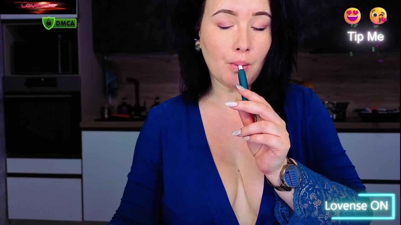 Katniss_K Adult Chat September 5, 2025