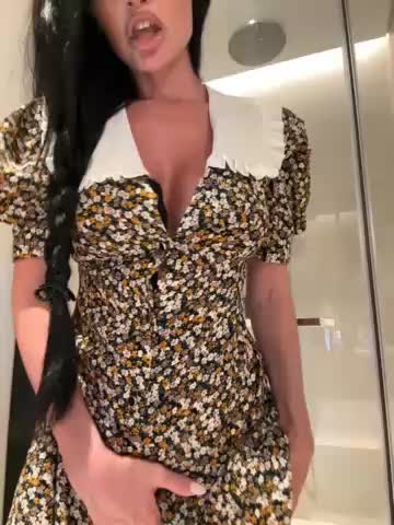 HotNicoleX Adult Chat September 4, 2025