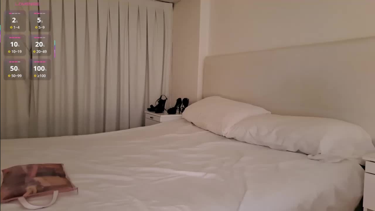 Bella_Byers Adult Chat September 5, 2025