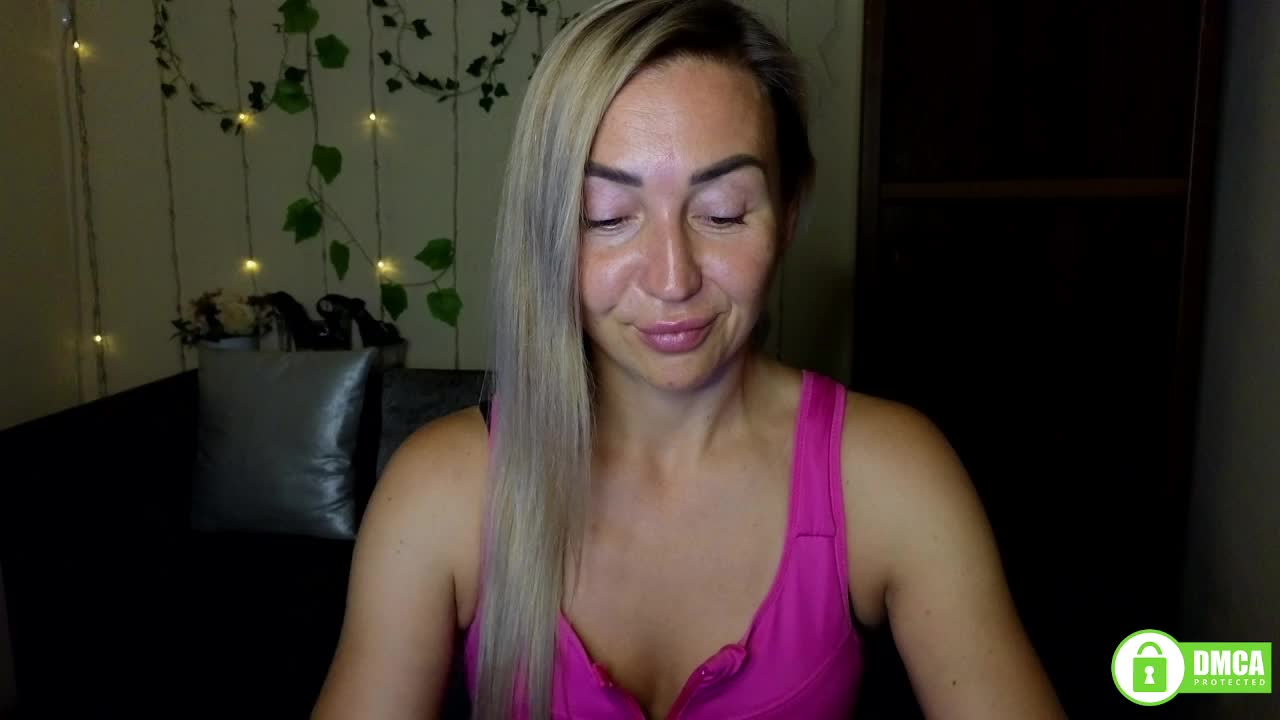 Jullyblondkiss Adult Chat September 5, 2025