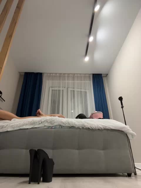 -SATIVA- Adult Chat September 5, 2025