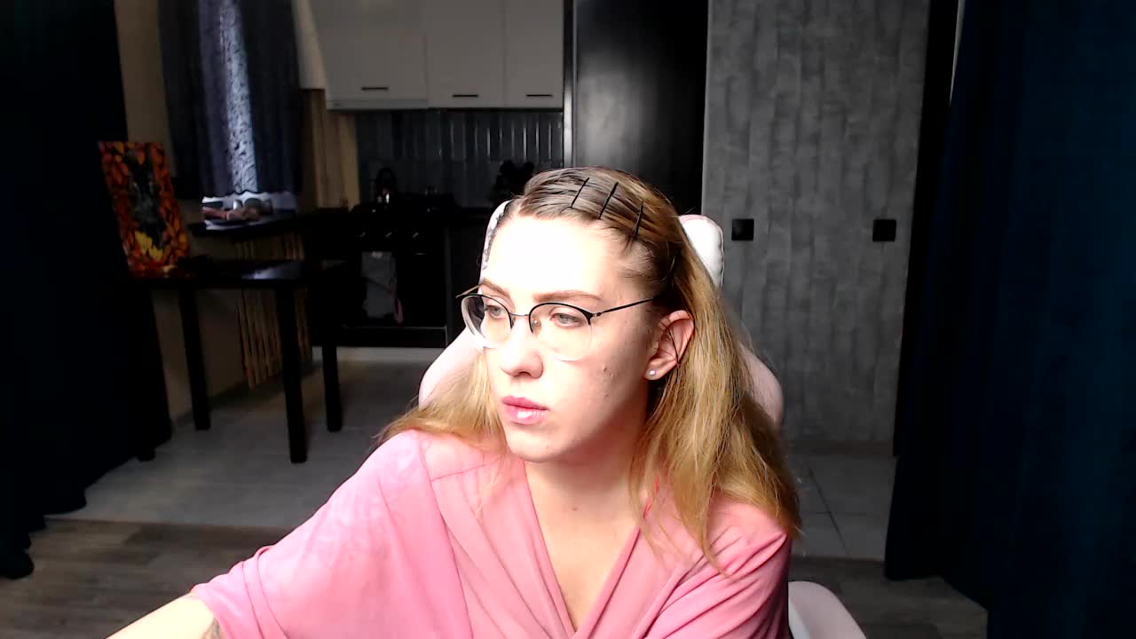 Regimasmile Adult Chat September 5, 2025